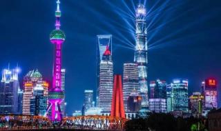 外滩夜景灯光时间多久 外滩灯光秀几点开始